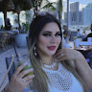 Meet your Posher, Gabriela